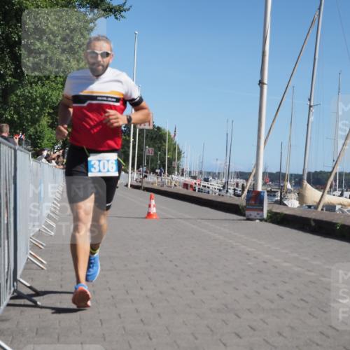 17.08.2025 - KN Förde Triathlon 2025 KatJ http://msf.ph/oto/8595099 17.08.2025 11:42:25 Laufen 306 meine-sportfotos.de