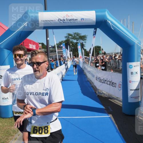 17.08.2025 - KN Förde Triathlon 2025 MichiJ http://msf.ph/oto/8595169 17.08.2025 12:04:00 Laufen 307, 608 meine-sportfotos.de