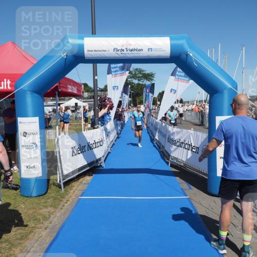 17.08.2025 - KN Förde Triathlon 2025 MichiJ http://msf.ph/oto/8595177 17.08.2025 13:56:19 Laufen 498, 532 meine-sportfotos.de