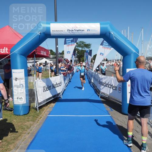 17.08.2025 - KN Förde Triathlon 2025 MichiJ http://msf.ph/oto/8595192 17.08.2025 13:56:19 Laufen 498, 532 meine-sportfotos.de