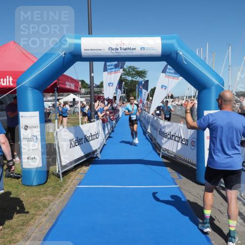 17.08.2025 - KN Förde Triathlon 2025 MichiJ http://msf.ph/oto/8595197 17.08.2025 13:56:19 Laufen 498, 532 meine-sportfotos.de