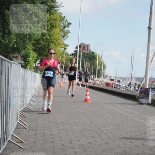 17.08.2025 - KN Förde Triathlon 2025 KatJ http://msf.ph/oto/8595223 17.08.2025 10:24:01 Laufen 137, 138, 215, 246 meine-sportfotos.de