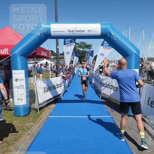 17.08.2025 - KN Förde Triathlon 2025 MichiJ http://msf.ph/oto/8595226 17.08.2025 13:56:20 Laufen 498, 532 meine-sportfotos.de