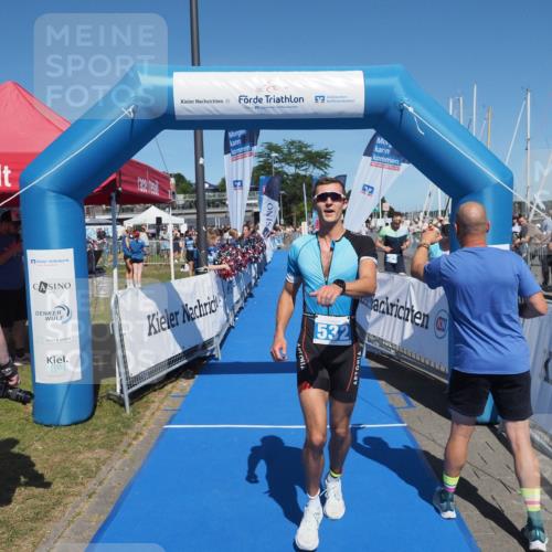 17.08.2025 - KN Förde Triathlon 2025 MichiJ http://msf.ph/oto/8595291 17.08.2025 13:56:21 Laufen 498, 532 meine-sportfotos.de