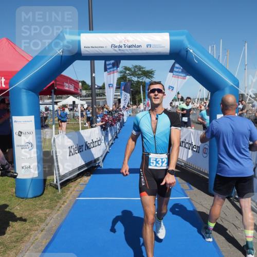 17.08.2025 - KN Förde Triathlon 2025 MichiJ http://msf.ph/oto/8595297 17.08.2025 13:56:21 Laufen 498, 532 meine-sportfotos.de
