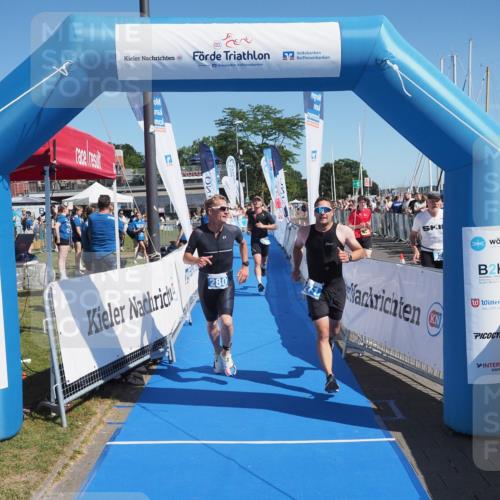 17.08.2025 - KN Förde Triathlon 2025 MichiJ http://msf.ph/oto/8595547 17.08.2025 12:04:38 Laufen 271, 280, 295, 306, 309 meine-sportfotos.de