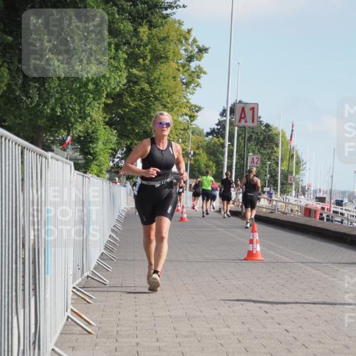 17.08.2025 - KN Förde Triathlon 2025 KatJ http://msf.ph/oto/8595548 17.08.2025 10:24:33 Laufen 183 meine-sportfotos.de