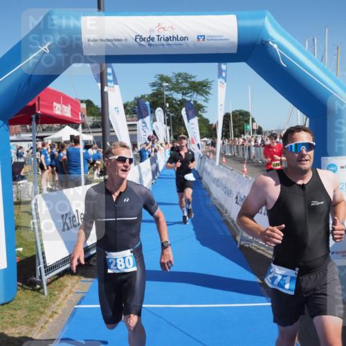 17.08.2025 - KN Förde Triathlon 2025 MichiJ http://msf.ph/oto/8595596 17.08.2025 12:04:39 Laufen 271, 280, 295, 306, 309 meine-sportfotos.de