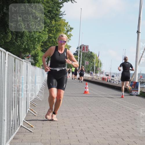 17.08.2025 - KN Förde Triathlon 2025 KatJ http://msf.ph/oto/8595602 17.08.2025 10:24:34 Laufen 183 meine-sportfotos.de