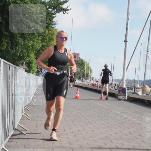 17.08.2025 - KN Förde Triathlon 2025 KatJ http://msf.ph/oto/8595628 17.08.2025 10:24:35 Laufen 183 meine-sportfotos.de