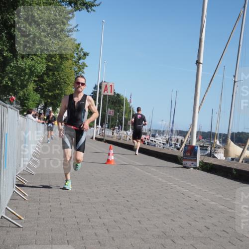 17.08.2025 - KN Förde Triathlon 2025 KatJ http://msf.ph/oto/8595672 17.08.2025 11:43:25 Laufen 296, 608 meine-sportfotos.de
