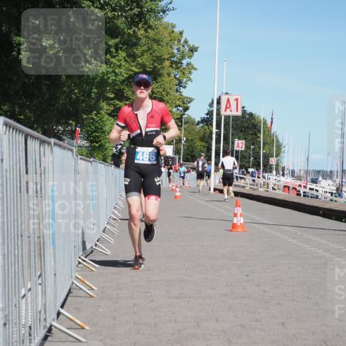 17.08.2025 - KN Förde Triathlon 2025 KatJ http://msf.ph/oto/8595693 17.08.2025 13:40:50 Laufen 466, 548 meine-sportfotos.de