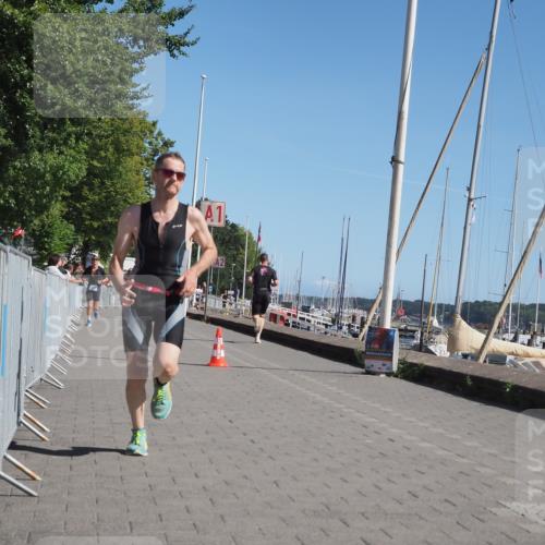 17.08.2025 - KN Förde Triathlon 2025 KatJ http://msf.ph/oto/8595694 17.08.2025 11:43:26 Laufen 296, 608 meine-sportfotos.de