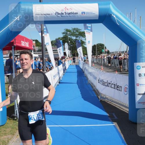 17.08.2025 - KN Förde Triathlon 2025 MichiJ http://msf.ph/oto/8595712 17.08.2025 12:04:43 Laufen 271, 280, 295, 309 meine-sportfotos.de