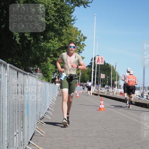 17.08.2025 - KN Förde Triathlon 2025 KatJ http://msf.ph/oto/8595738 17.08.2025 13:40:54 Laufen 466, 548 meine-sportfotos.de