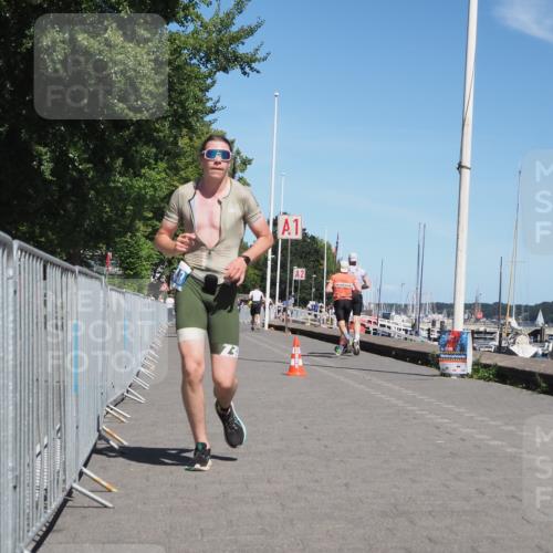 17.08.2025 - KN Förde Triathlon 2025 KatJ http://msf.ph/oto/8595778 17.08.2025 13:40:55 Laufen 466, 548 meine-sportfotos.de