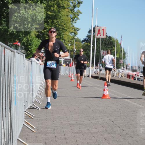17.08.2025 - KN Förde Triathlon 2025 KatJ http://msf.ph/oto/8595802 17.08.2025 11:43:34 Laufen 263, 281 meine-sportfotos.de