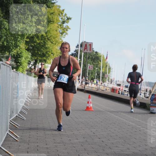 17.08.2025 - KN Förde Triathlon 2025 KatJ http://msf.ph/oto/8595821 17.08.2025 10:24:57 Laufen 128 meine-sportfotos.de