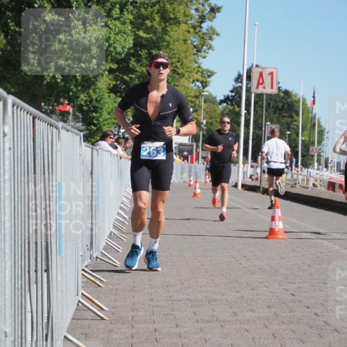 17.08.2025 - KN Förde Triathlon 2025 KatJ http://msf.ph/oto/8595828 17.08.2025 11:43:34 Laufen 263, 281 meine-sportfotos.de