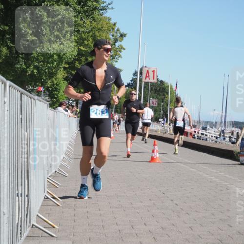 17.08.2025 - KN Förde Triathlon 2025 KatJ http://msf.ph/oto/8595869 17.08.2025 11:43:35 Laufen 263, 281 meine-sportfotos.de