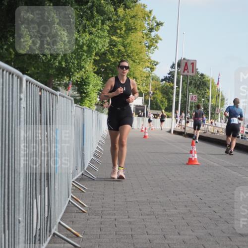 17.08.2025 - KN Förde Triathlon 2025 KatJ http://msf.ph/oto/8595885 17.08.2025 10:25:03 Laufen 128, 248 meine-sportfotos.de