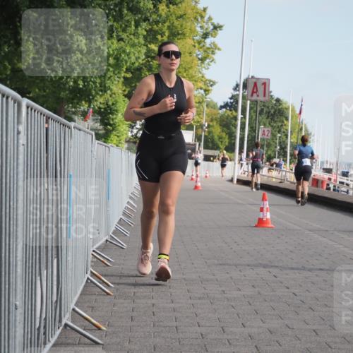 17.08.2025 - KN Förde Triathlon 2025 KatJ http://msf.ph/oto/8595926 17.08.2025 10:25:05 Laufen 248 meine-sportfotos.de