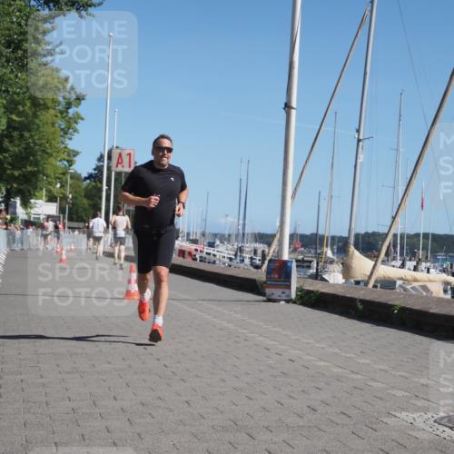 17.08.2025 - KN Förde Triathlon 2025 KatJ http://msf.ph/oto/8595971 17.08.2025 11:43:39 Laufen 263, 281 meine-sportfotos.de