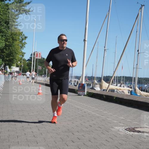 17.08.2025 - KN Förde Triathlon 2025 KatJ http://msf.ph/oto/8596048 17.08.2025 11:43:40 Laufen 263, 281 meine-sportfotos.de