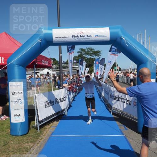 17.08.2025 - KN Förde Triathlon 2025 MichiJ http://msf.ph/oto/8596067 17.08.2025 13:57:53 Laufen 529 meine-sportfotos.de