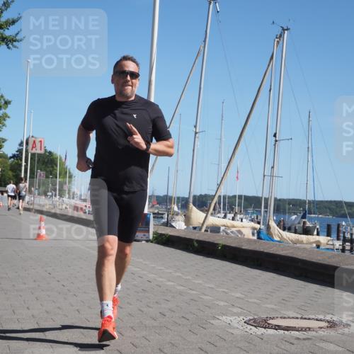 17.08.2025 - KN Förde Triathlon 2025 KatJ http://msf.ph/oto/8596083 17.08.2025 11:43:40 Laufen 263, 281 meine-sportfotos.de