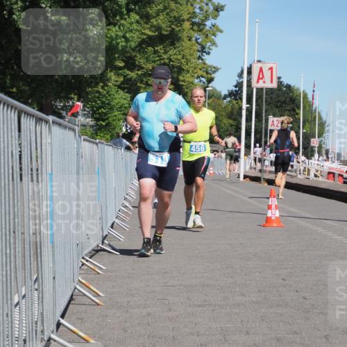 17.08.2025 - KN Förde Triathlon 2025 KatJ http://msf.ph/oto/8596103 17.08.2025 13:41:15 Laufen 447, 456, 508, 516, 519 meine-sportfotos.de
