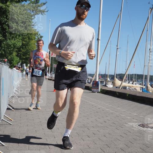 17.08.2025 - KN Förde Triathlon 2025 KatJ http://msf.ph/oto/8596193 17.08.2025 11:43:58 Laufen 271, 284, 643 meine-sportfotos.de