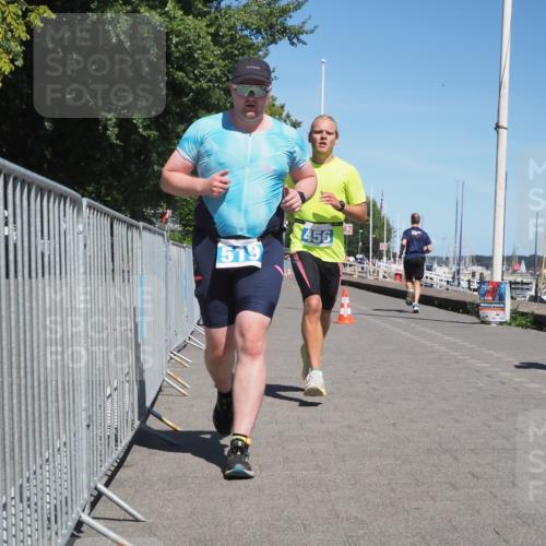 17.08.2025 - KN Förde Triathlon 2025 KatJ http://msf.ph/oto/8596215 17.08.2025 13:41:18 Laufen 447, 456, 516, 519 meine-sportfotos.de