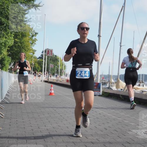 17.08.2025 - KN Förde Triathlon 2025 KatJ http://msf.ph/oto/8596223 17.08.2025 10:25:41 Laufen 218, 244 meine-sportfotos.de