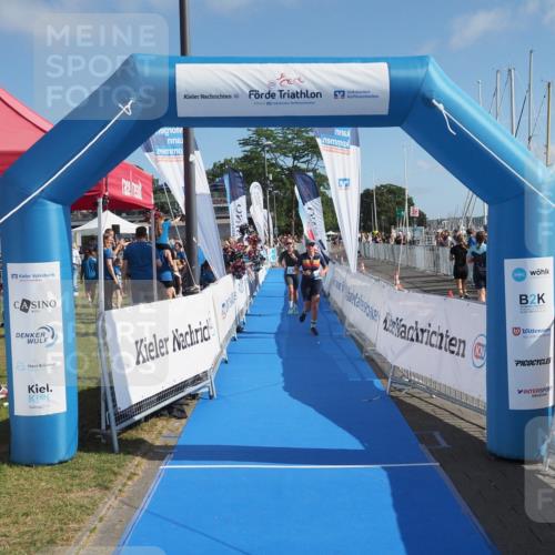 17.08.2025 - KN Förde Triathlon 2025 MichiJ http://msf.ph/oto/8596289 17.08.2025 10:40:51 Laufen 161, 181 meine-sportfotos.de