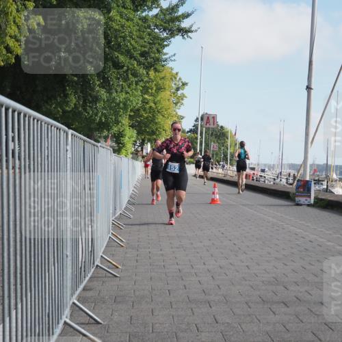 17.08.2025 - KN Förde Triathlon 2025 KatJ http://msf.ph/oto/8596291 17.08.2025 10:25:55 Laufen 152, 204 meine-sportfotos.de