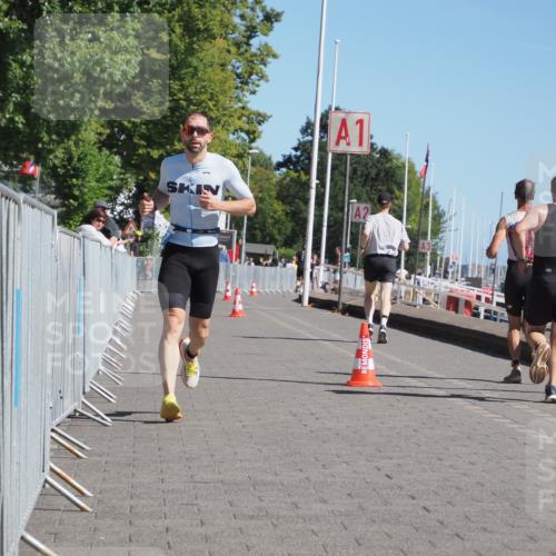 17.08.2025 - KN Förde Triathlon 2025 KatJ http://msf.ph/oto/8596345 17.08.2025 11:44:08 Laufen 307 meine-sportfotos.de