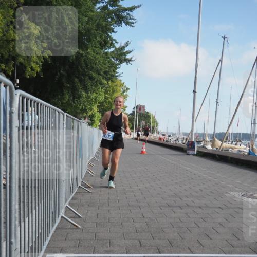 17.08.2025 - KN Förde Triathlon 2025 KatJ http://msf.ph/oto/8596474 17.08.2025 10:26:13 Laufen 146, 172, 182 meine-sportfotos.de