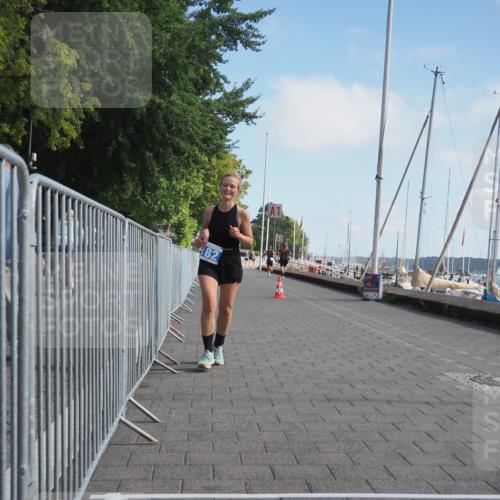 17.08.2025 - KN Förde Triathlon 2025 KatJ http://msf.ph/oto/8596479 17.08.2025 10:26:13 Laufen 146, 172, 182 meine-sportfotos.de