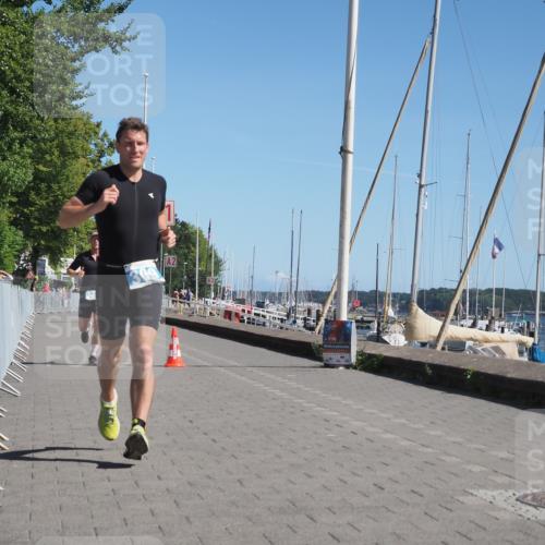 17.08.2025 - KN Förde Triathlon 2025 KatJ http://msf.ph/oto/8596597 17.08.2025 11:44:39 Laufen 295, 309 meine-sportfotos.de