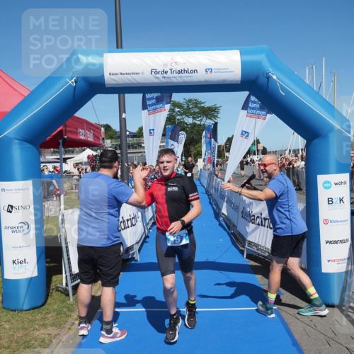 17.08.2025 - KN Förde Triathlon 2025 MichiJ http://msf.ph/oto/8596608 17.08.2025 13:58:24 Laufen 397, 509 meine-sportfotos.de