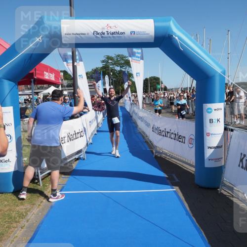 17.08.2025 - KN Förde Triathlon 2025 MichiJ http://msf.ph/oto/8596629 17.08.2025 12:06:15 Laufen 281, 300 meine-sportfotos.de