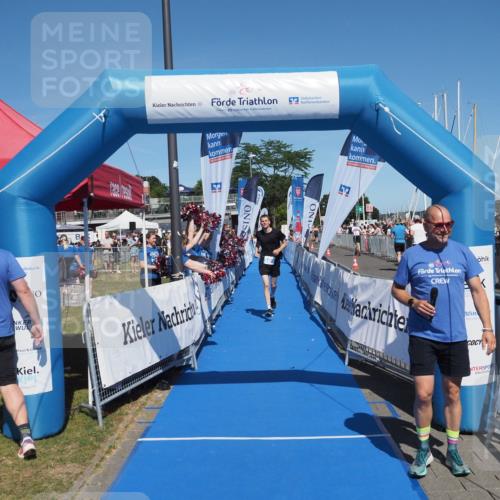 17.08.2025 - KN Förde Triathlon 2025 MichiJ http://msf.ph/oto/8596654 17.08.2025 13:58:27 Laufen 397, 509 meine-sportfotos.de