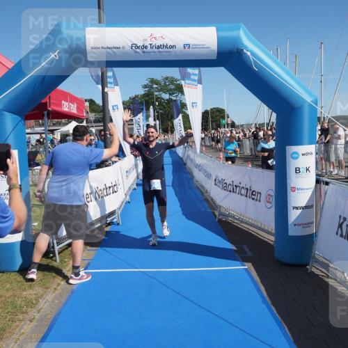 17.08.2025 - KN Förde Triathlon 2025 MichiJ http://msf.ph/oto/8596657 17.08.2025 12:06:16 Laufen 281, 300 meine-sportfotos.de