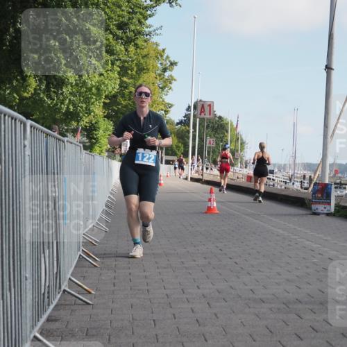 17.08.2025 - KN Förde Triathlon 2025 KatJ http://msf.ph/oto/8596658 17.08.2025 10:26:25 Laufen 122 meine-sportfotos.de