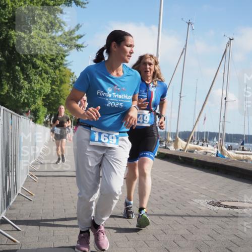 17.08.2025 - KN Förde Triathlon 2025 KatJ http://msf.ph/oto/8596863 17.08.2025 10:26:45 Laufen 102, 127, 149, 169, 184 meine-sportfotos.de