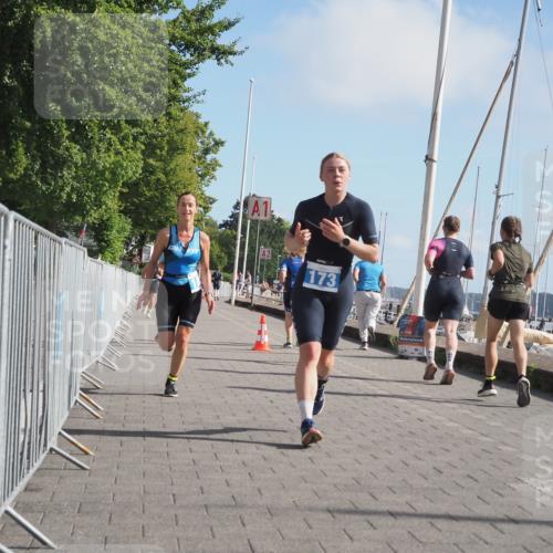 17.08.2025 - KN Förde Triathlon 2025 KatJ http://msf.ph/oto/8597019 17.08.2025 10:26:55 Laufen 173, 180, 211 meine-sportfotos.de