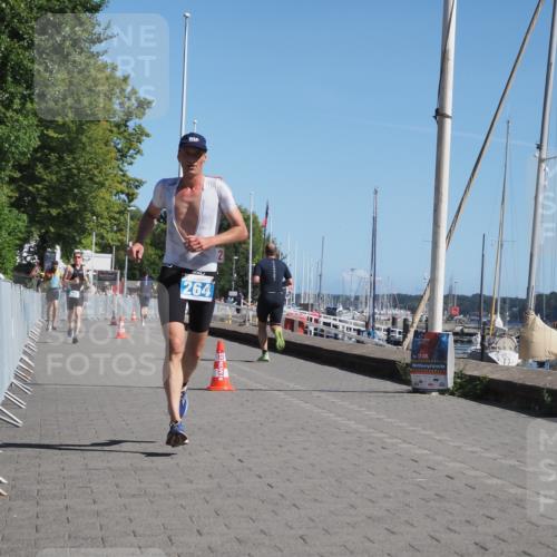 17.08.2025 - KN Förde Triathlon 2025 KatJ http://msf.ph/oto/8597140 17.08.2025 11:45:44 Laufen 264 meine-sportfotos.de