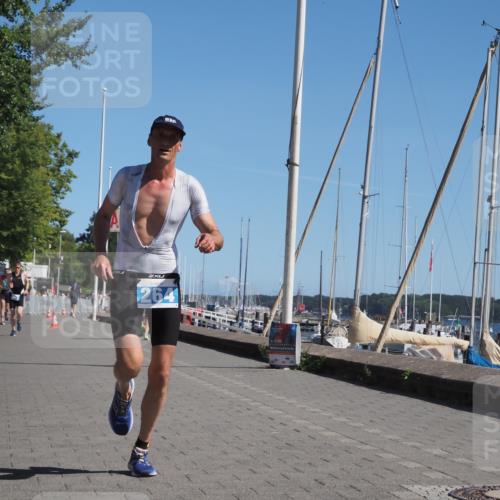 17.08.2025 - KN Förde Triathlon 2025 KatJ http://msf.ph/oto/8597182 17.08.2025 11:45:45 Laufen 264 meine-sportfotos.de
