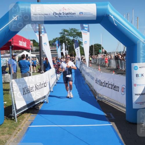 17.08.2025 - KN Förde Triathlon 2025 MichiJ http://msf.ph/oto/8597206 17.08.2025 12:07:35 Laufen 323 meine-sportfotos.de